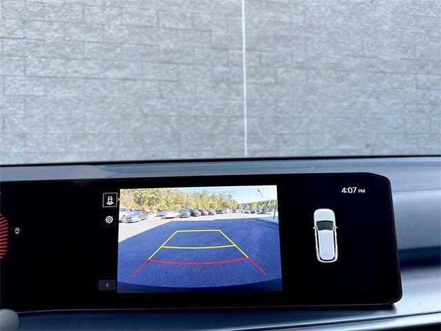 used 2024 Kia Sorento car, priced at $33,813