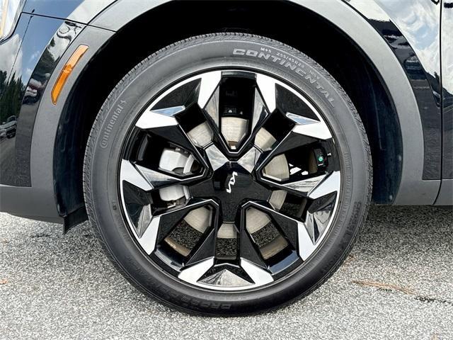 used 2024 Kia Sorento car, priced at $33,813