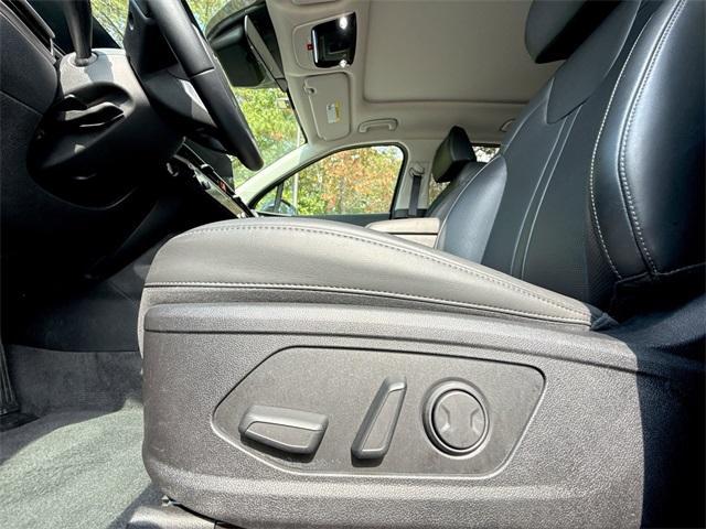 used 2024 Kia Sorento car, priced at $33,813