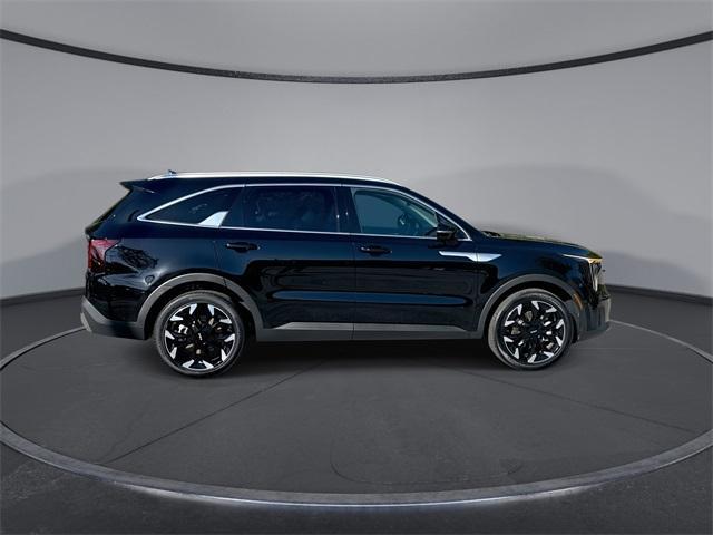 used 2024 Kia Sorento car, priced at $33,813