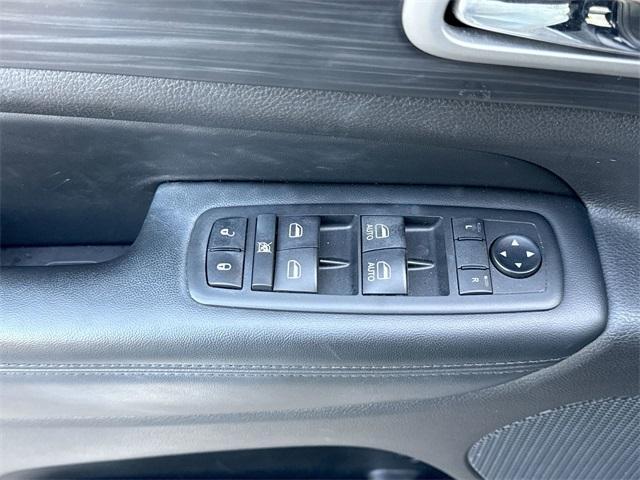 used 2020 Jeep Grand Cherokee car, priced at $22,914
