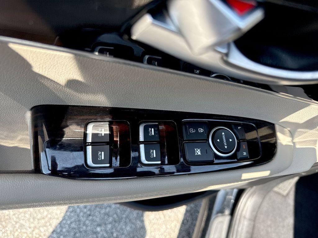 used 2019 Kia Sorento car, priced at $19,744