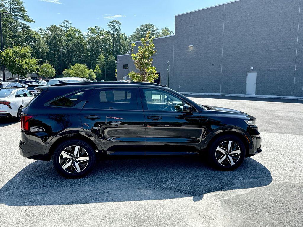 used 2023 Kia Sorento car, priced at $28,900