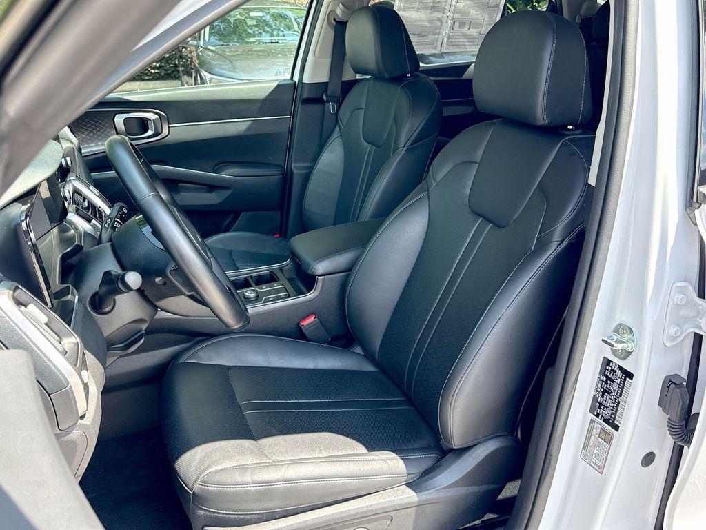 used 2022 Kia Sorento car, priced at $27,041