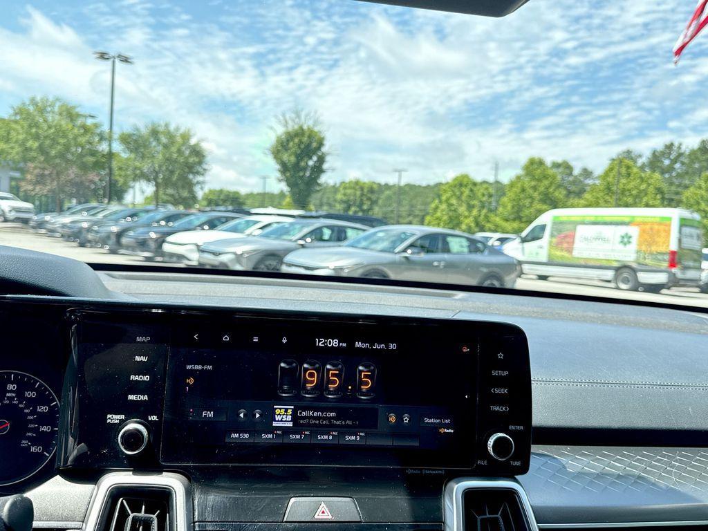 used 2022 Kia Sorento car, priced at $27,041