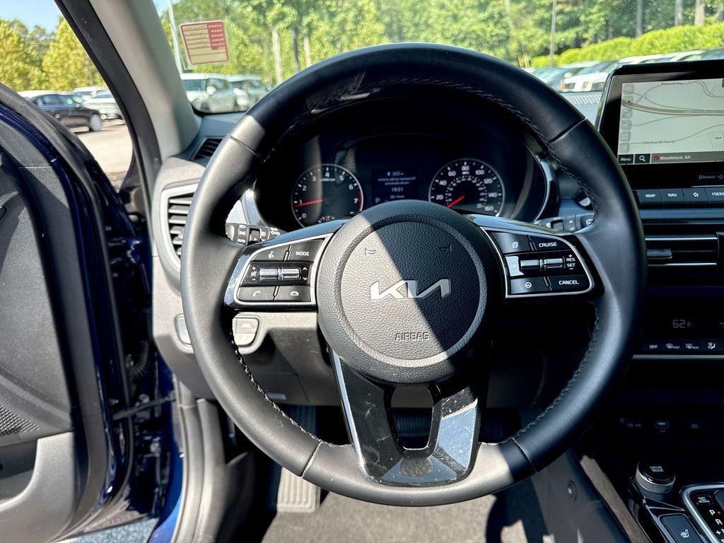 used 2023 Kia Seltos car, priced at $23,573