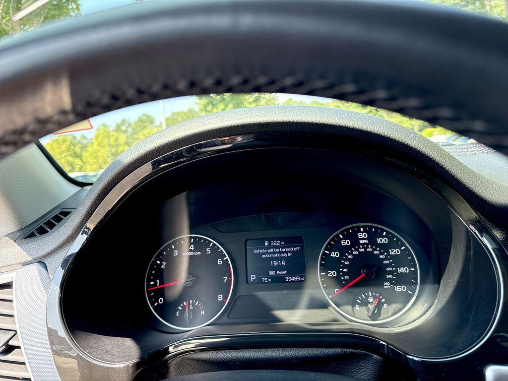 used 2023 Kia Seltos car, priced at $23,573