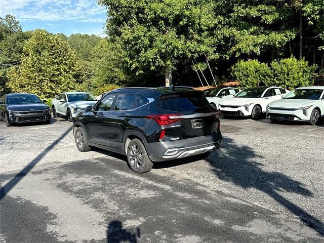 used 2022 Kia Seltos car, priced at $18,959