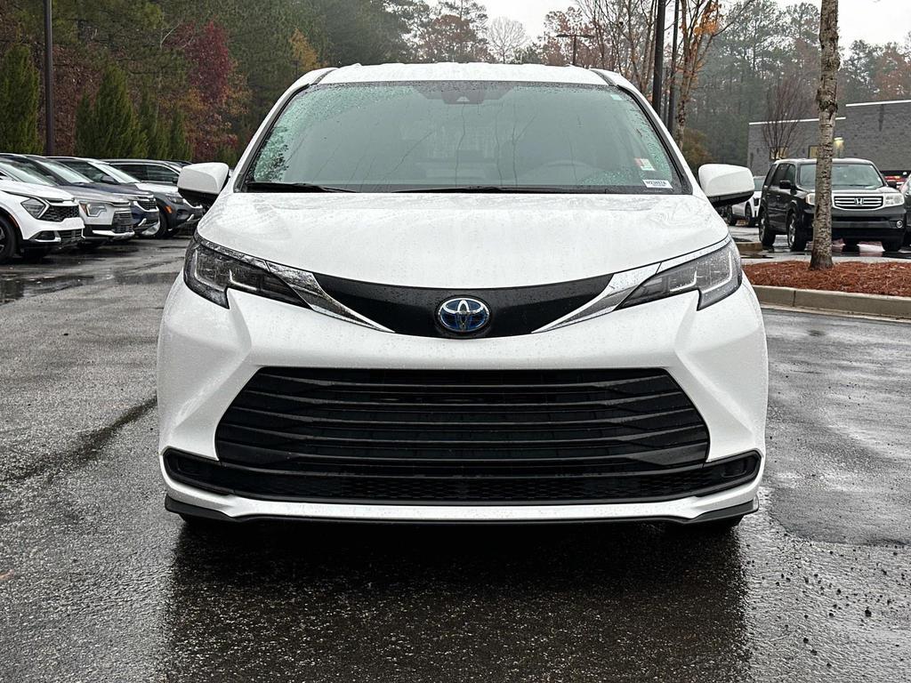 used 2022 Toyota Sienna car, priced at $35,462