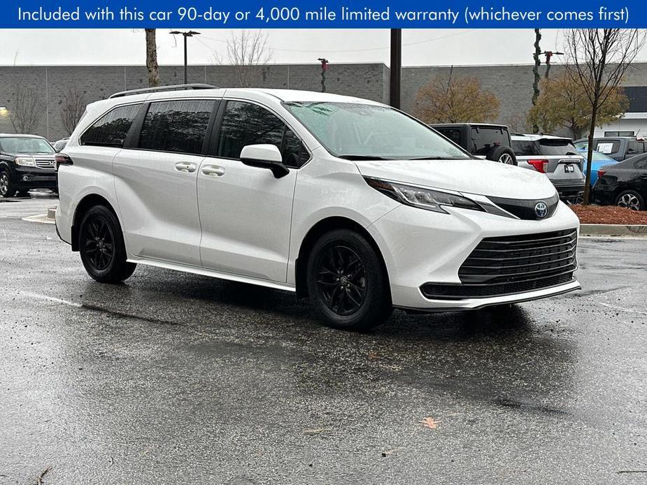 used 2022 Toyota Sienna car, priced at $35,462