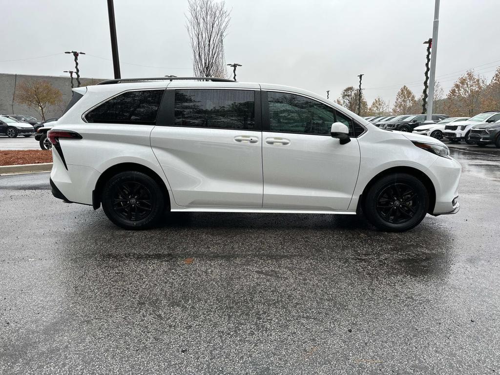 used 2022 Toyota Sienna car, priced at $35,462