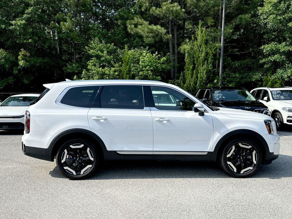 used 2023 Kia Telluride car