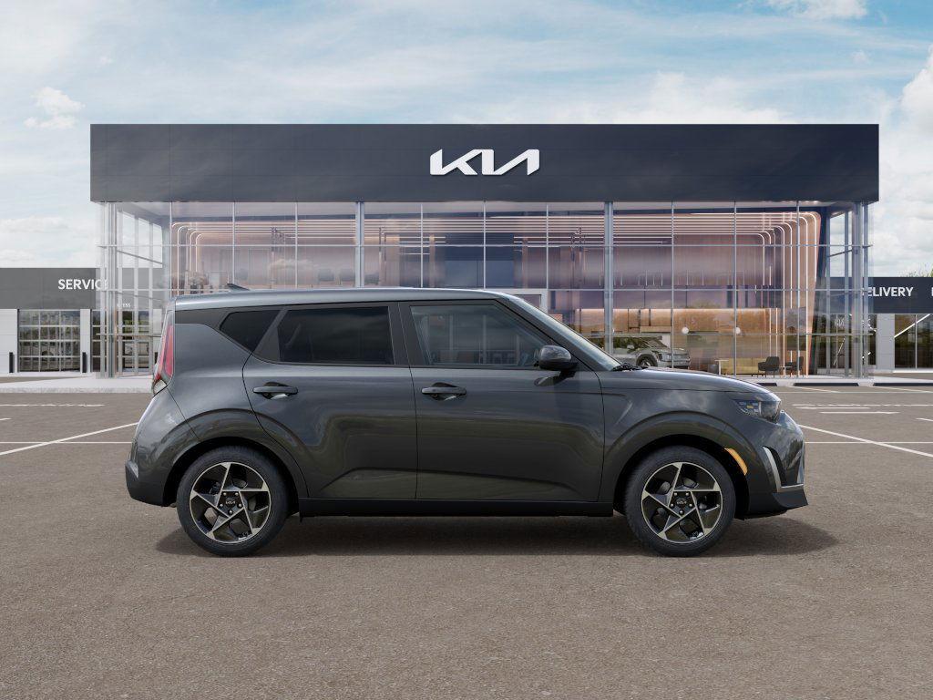 new 2025 Kia Soul car, priced at $25,695