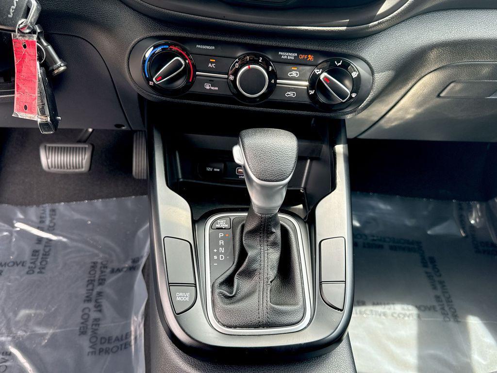 used 2022 Kia Soul car, priced at $16,589