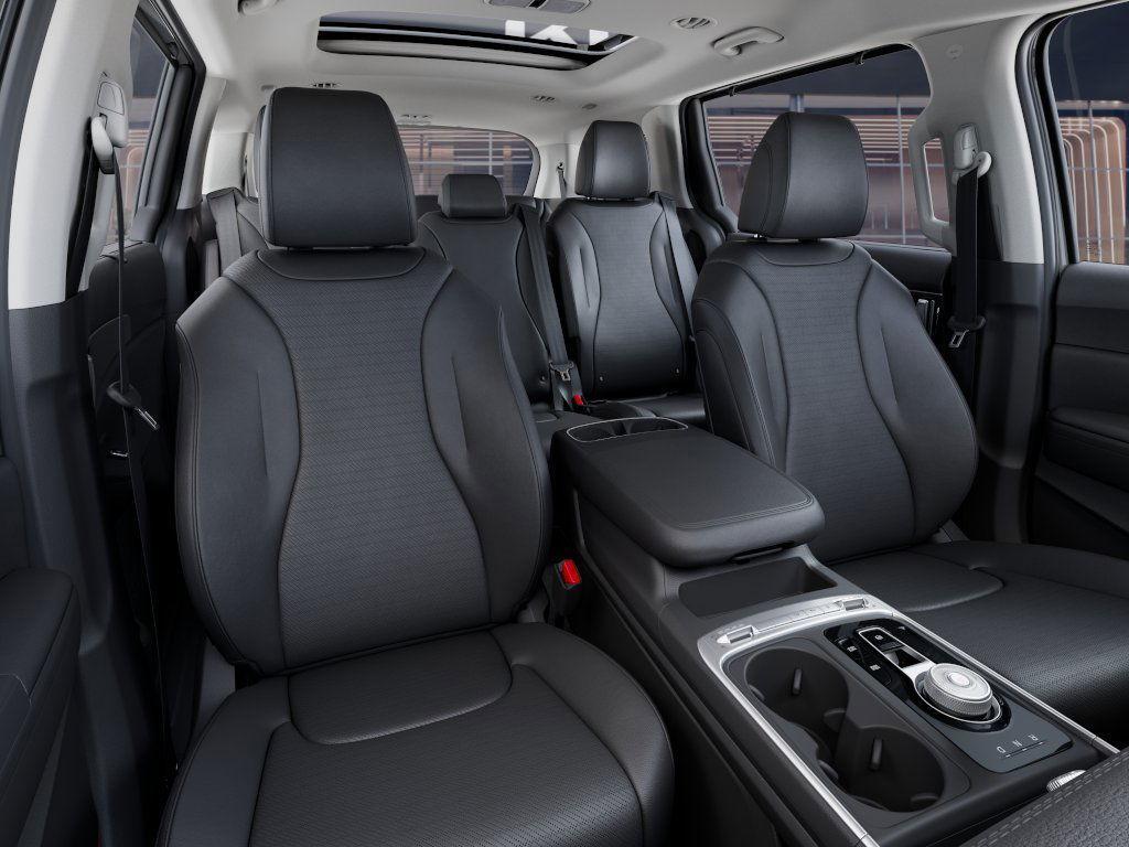new 2025 Kia Carnival Hybrid car, priced at $55,190