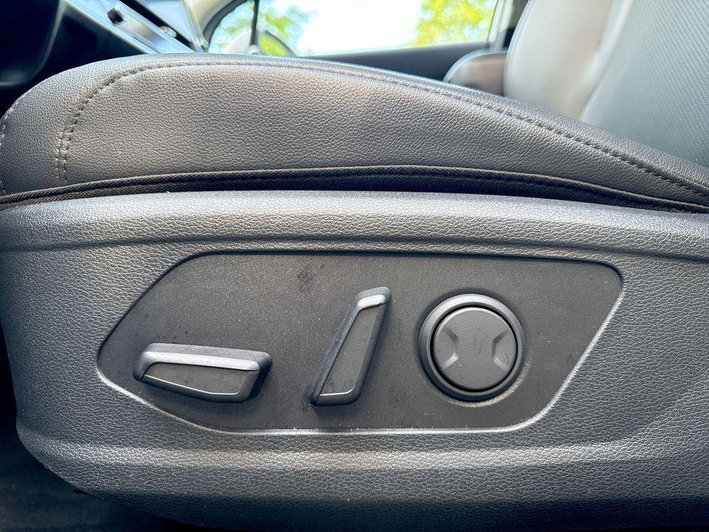 used 2025 Kia Sportage car, priced at $28,979