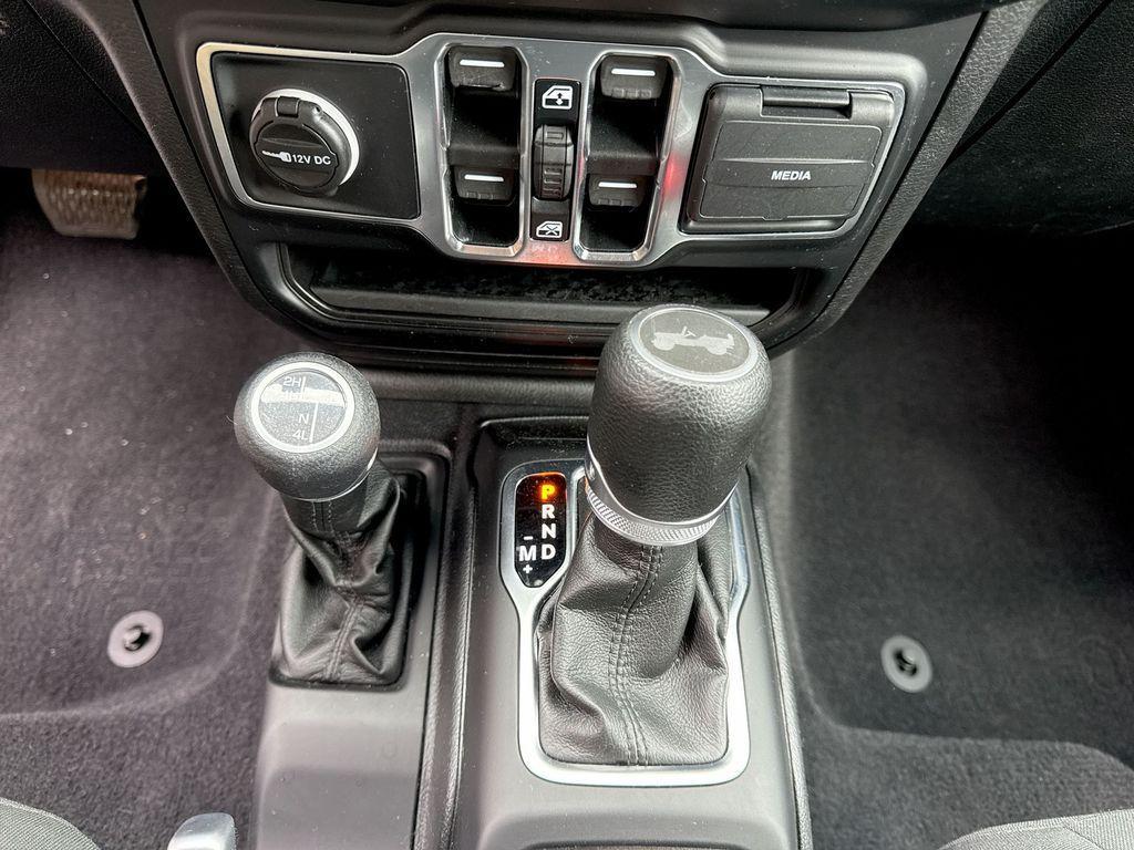 used 2021 Jeep Wrangler Unlimited car, priced at $31,735