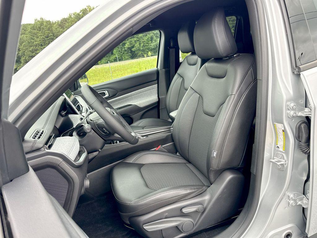 used 2025 Jeep Compass car, priced at $26,857