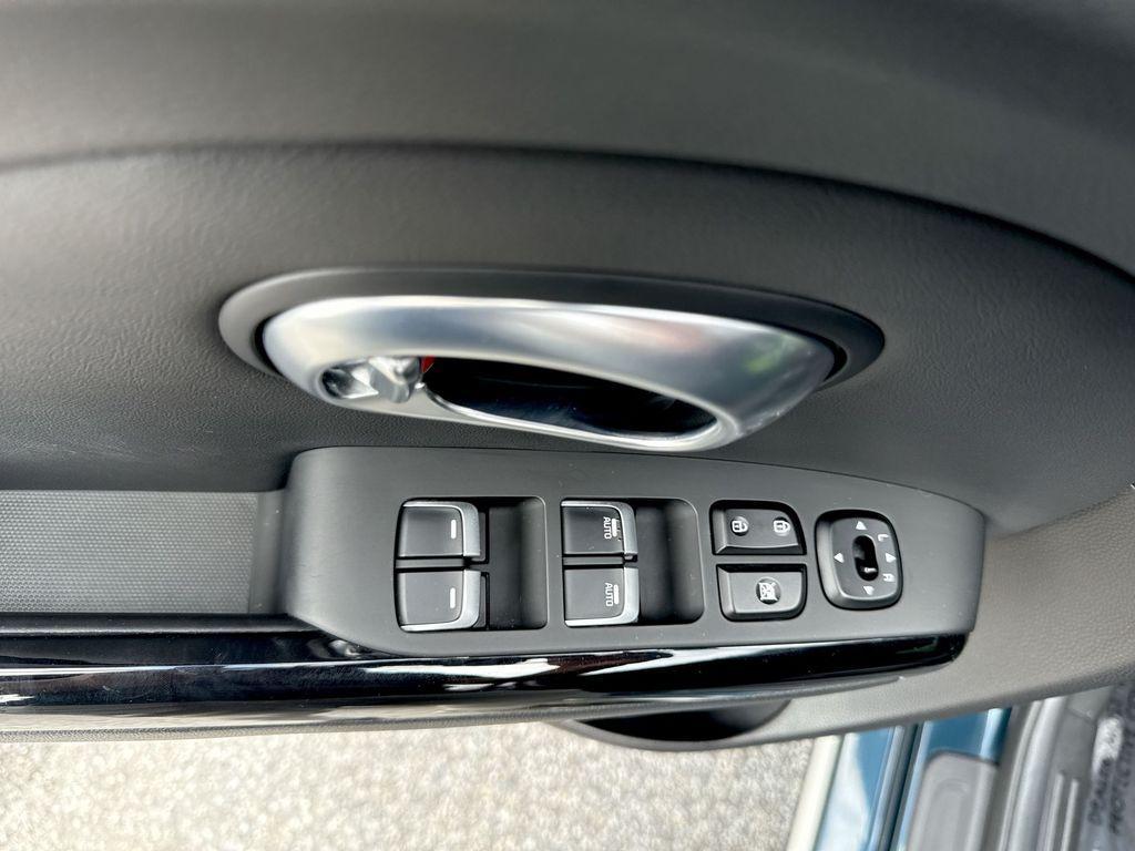 used 2018 Kia Soul car, priced at $14,814