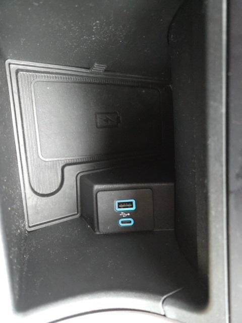 used 2022 Ford Edge car, priced at $25,900