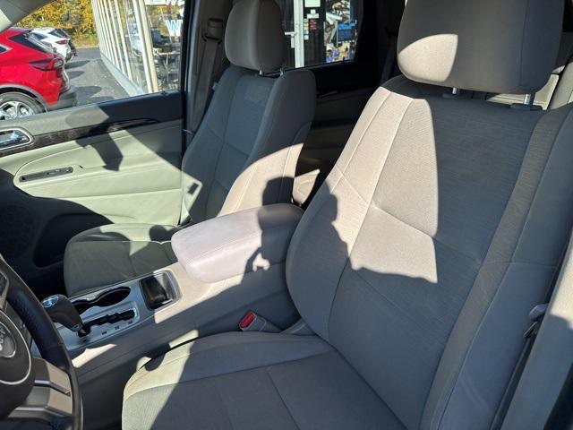 used 2013 Jeep Grand Cherokee car, priced at $7,400