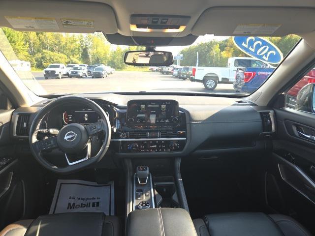 used 2022 Nissan Pathfinder car, priced at $33,000