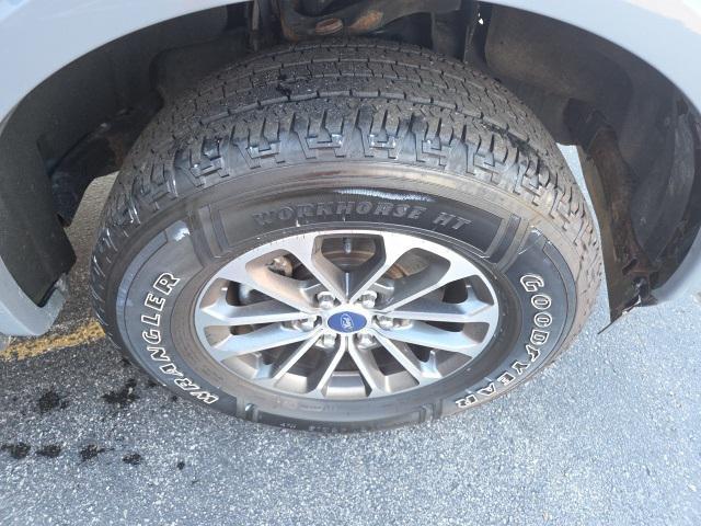 used 2020 Ford F-150 car, priced at $25,900