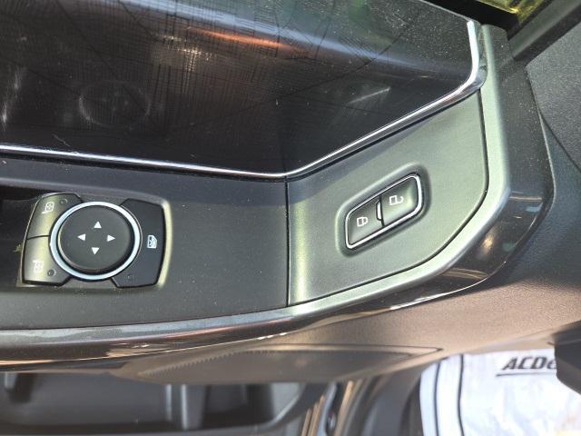 used 2022 Ford F-150 car, priced at $36,000