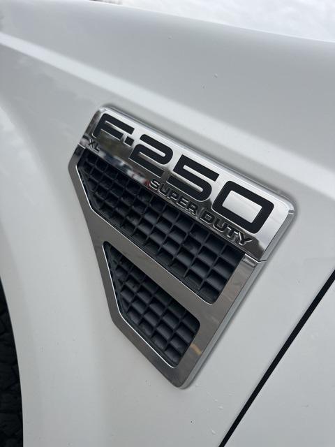 used 2009 Ford F-250 car, priced at $9,900