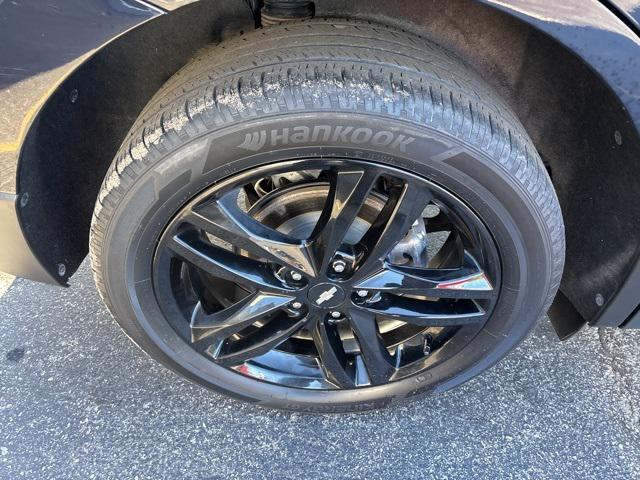 used 2021 Chevrolet Equinox car, priced at $18,800