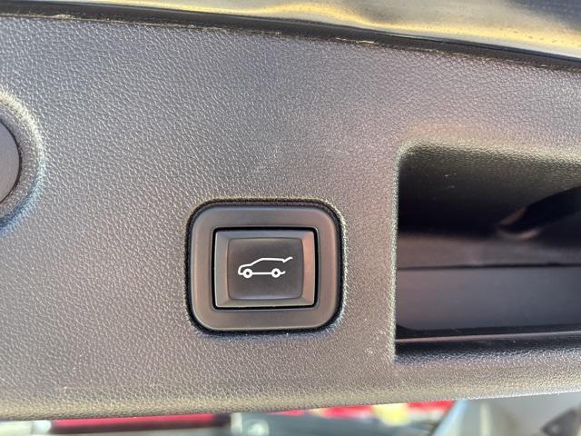 used 2021 Chevrolet Equinox car, priced at $18,800