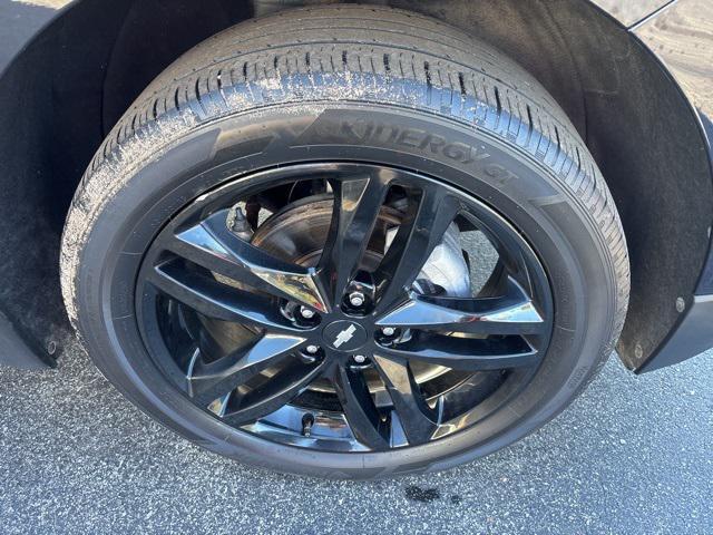 used 2021 Chevrolet Equinox car, priced at $18,800