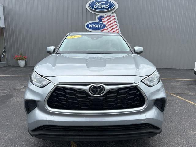 used 2021 Toyota Highlander car, priced at $29,200