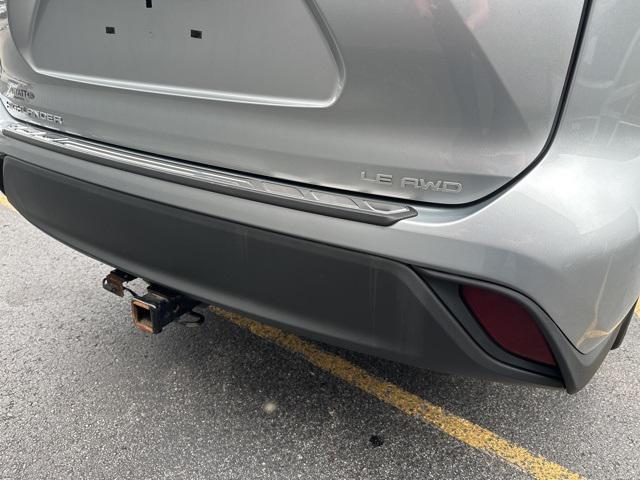 used 2021 Toyota Highlander car, priced at $29,200