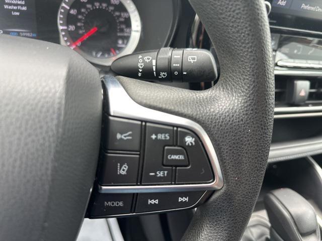 used 2021 Toyota Highlander car, priced at $29,200