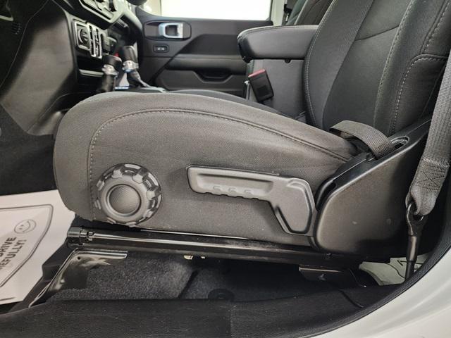 used 2022 Jeep Wrangler Unlimited car, priced at $35,750