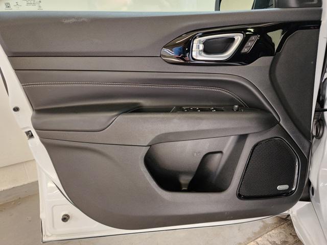 used 2023 Jeep Compass car, priced at $24,813