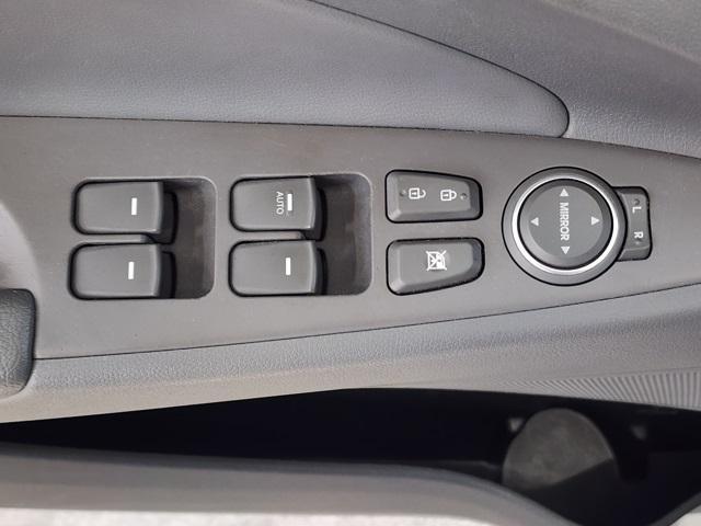used 2015 Hyundai Sonata Hybrid car, priced at $10,990