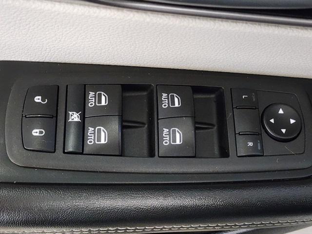 used 2022 Chrysler Pacifica car, priced at $18,250