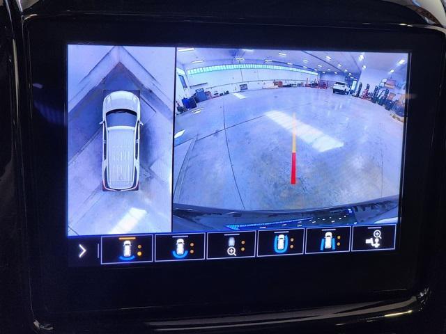 used 2021 Chevrolet Traverse car, priced at $22,990