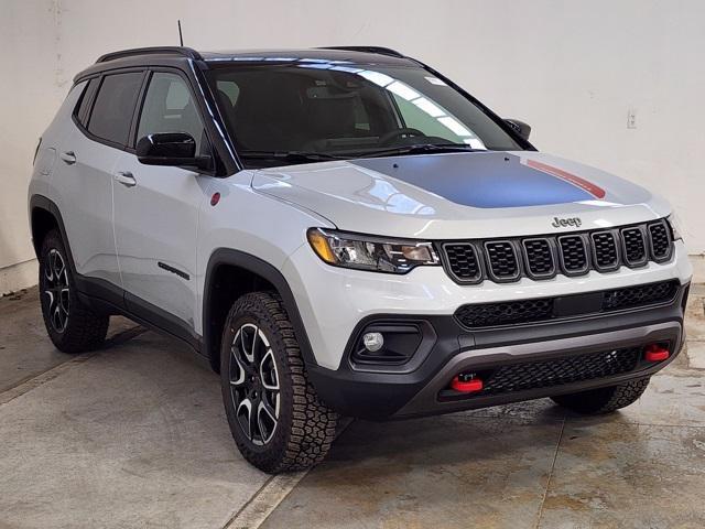 new 2025 Jeep Compass car, priced at $36,020