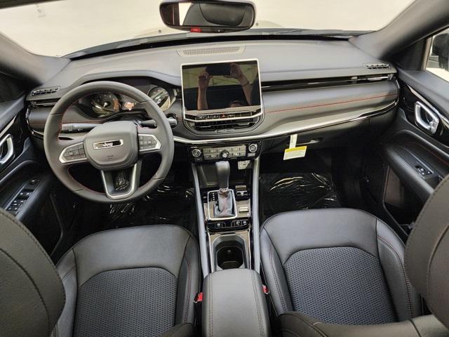new 2025 Jeep Compass car, priced at $36,020