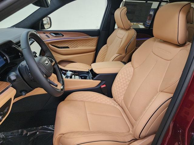 new 2025 Jeep Grand Cherokee car, priced at $64,018