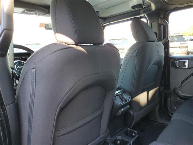 used 2023 Jeep Gladiator car, priced at $38,000