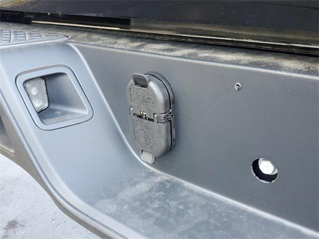 used 2023 Jeep Gladiator car, priced at $38,000