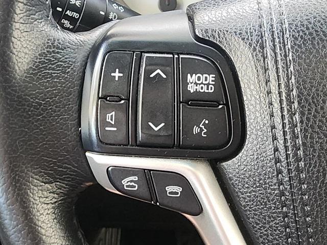 used 2015 Toyota Sienna car, priced at $16,662
