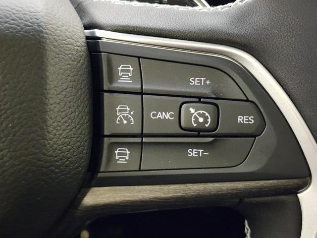 new 2025 Jeep Grand Cherokee car, priced at $46,874