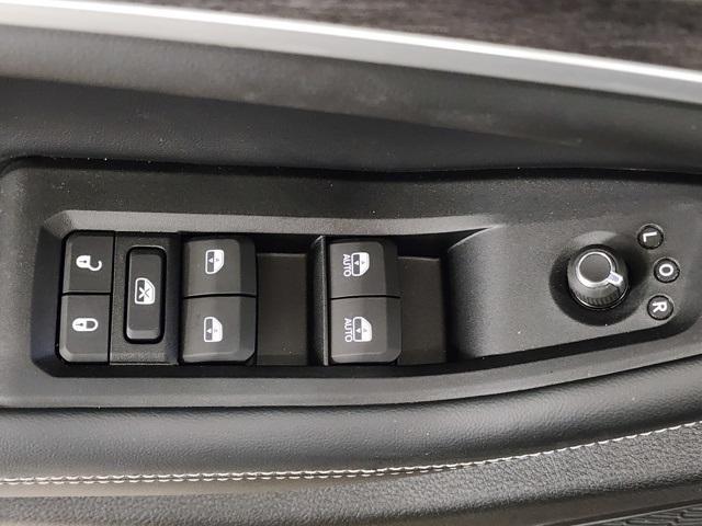 new 2025 Jeep Grand Cherokee L car, priced at $47,985