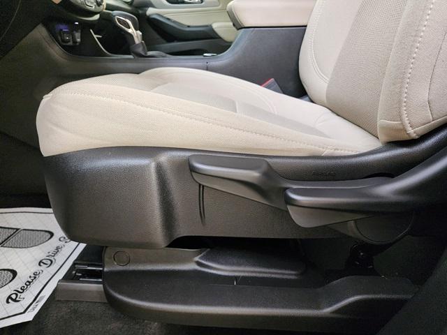 used 2022 Chevrolet Traverse car, priced at $23,992