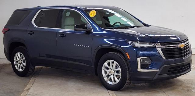 used 2022 Chevrolet Traverse car, priced at $23,992